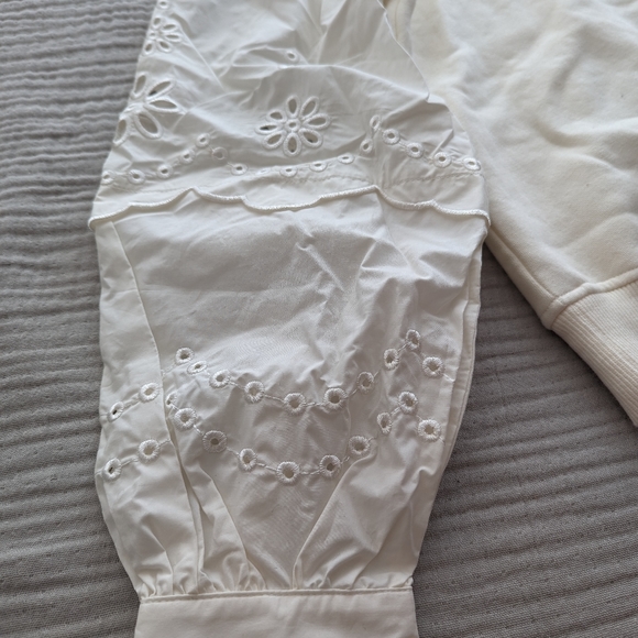& Other Stories crewneck sweatshirt with embroidered sleeves XS off-white - Picture 2 of 5